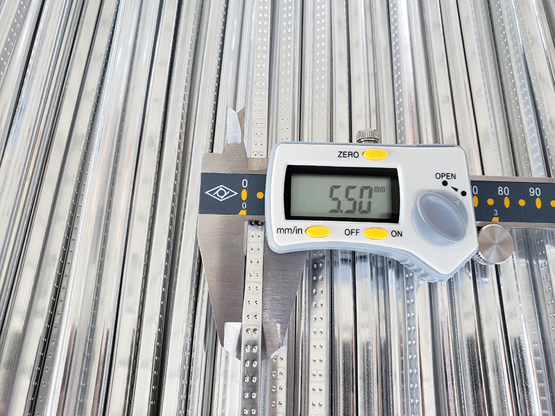 Yonghui compound series, the introduction of international advanced equipment