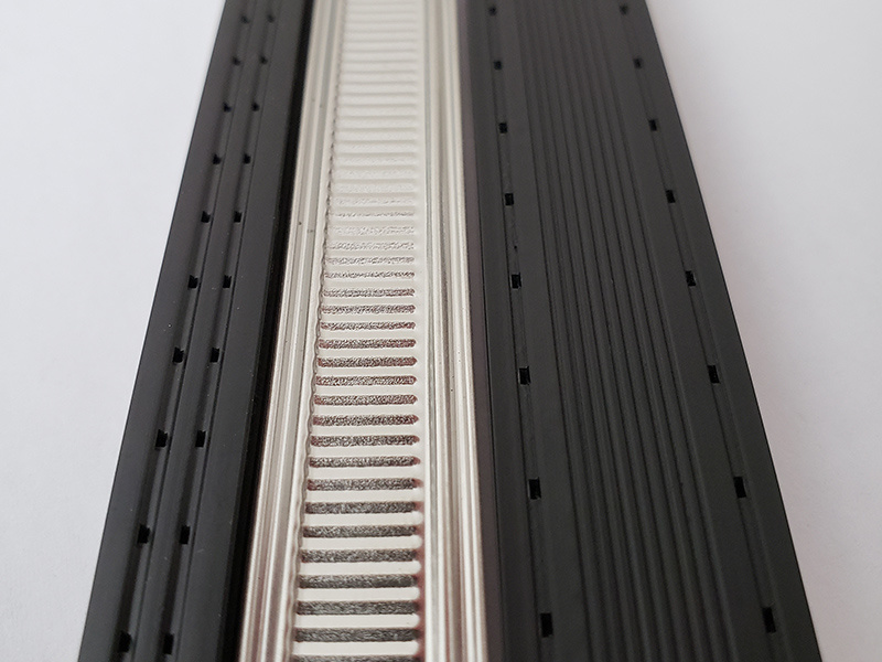 Warm edge strip