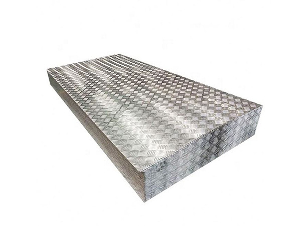 صفيحة فولاذية متقلب