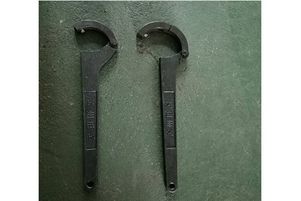 Adjustable-hook Wrench