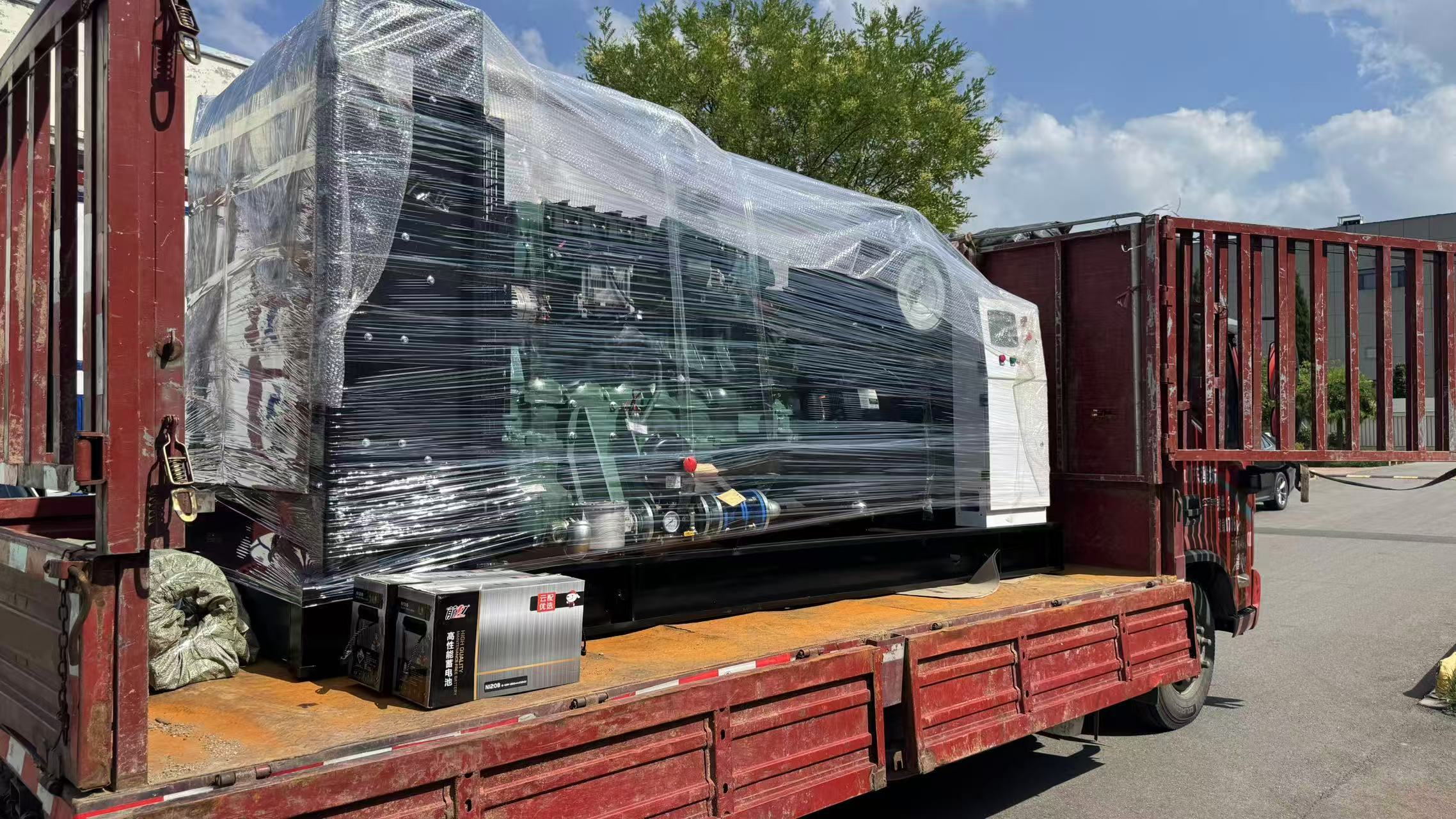 New 400KW diesel generator has been assembled and waiting for shipping!