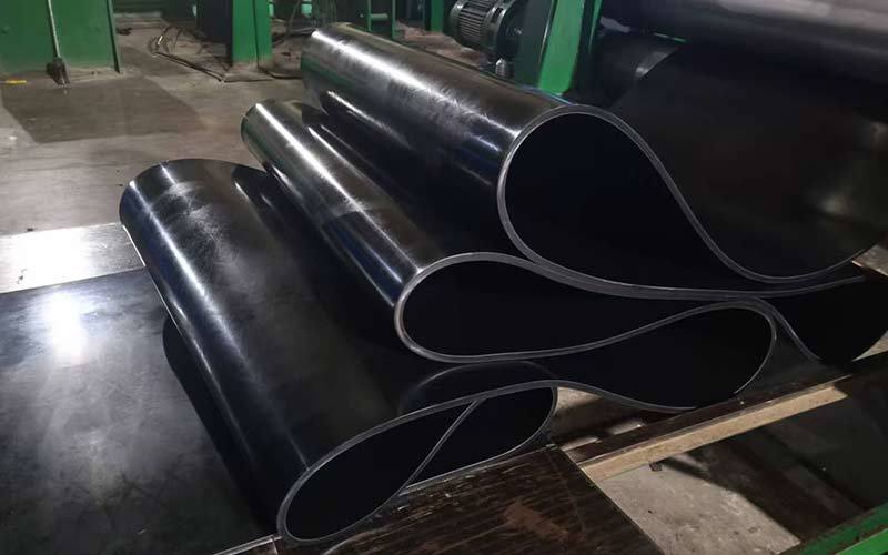 Multi-layer fabric core conveyor belt series