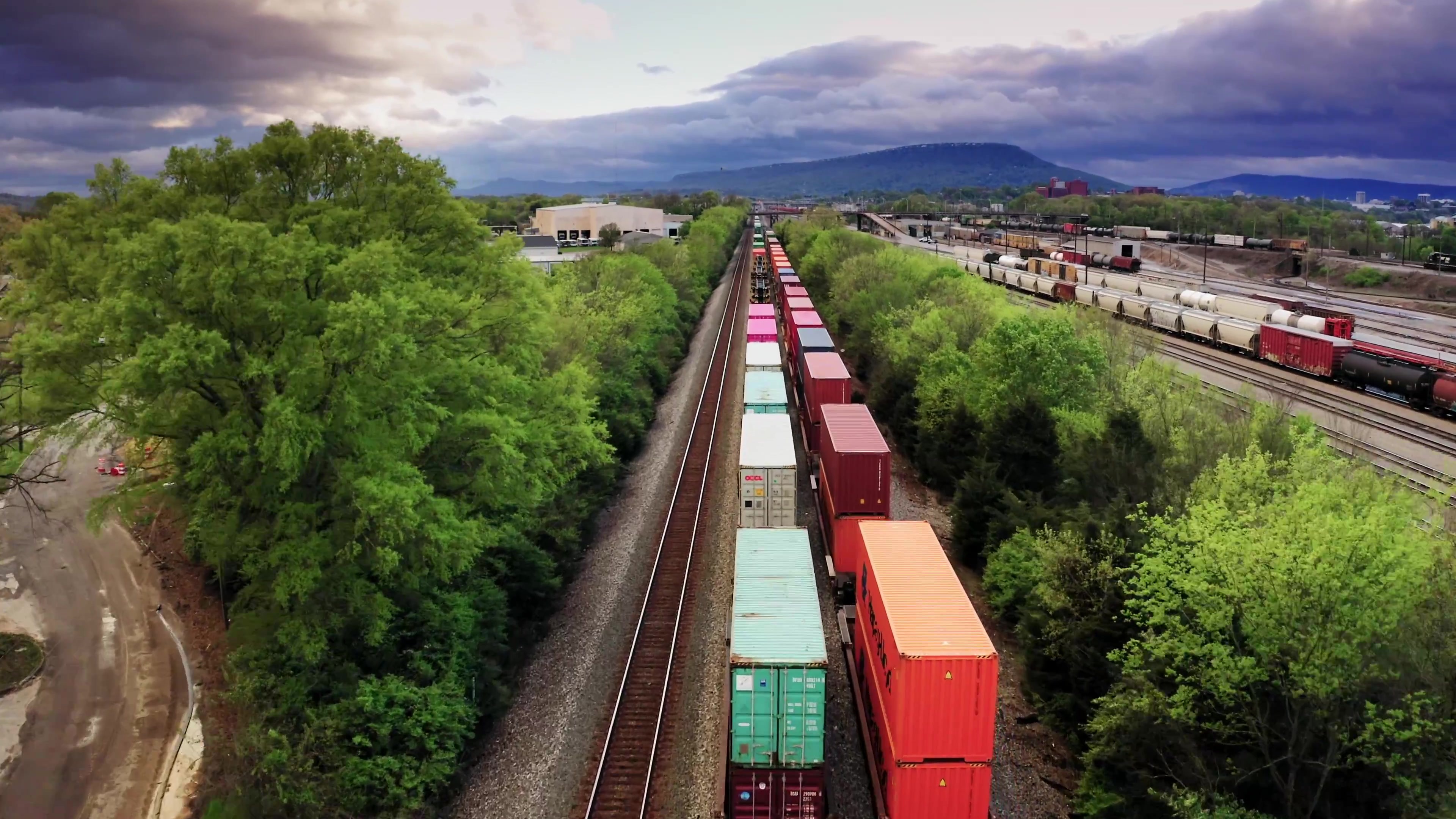 Provide various transportation methods for our customers who purchase from us.mp4 Provide various transportation methods for our customers who purchase from us.mp4