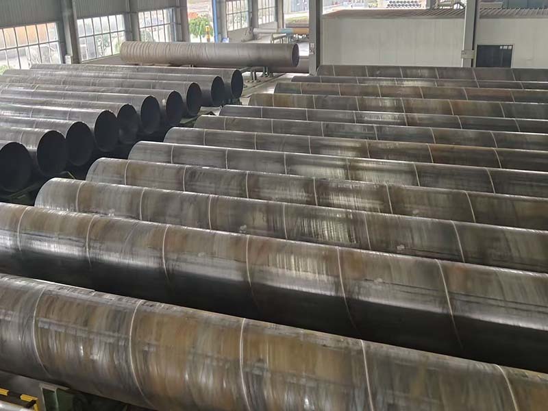 Spiral steel pipe