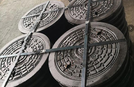 The specifications and models of manhole covers