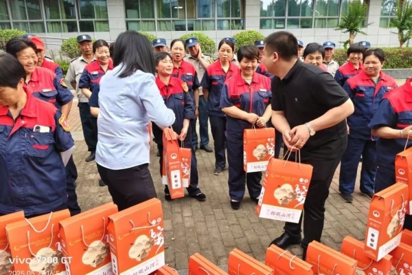 情系員工送溫暖 心系業主粽香濃|鵬徽物業服務集團奏響端午溫馨樂章