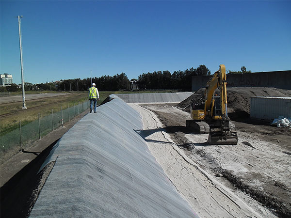 Geosynthetics Clay Liner(GCL)