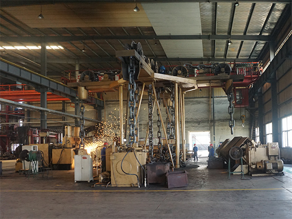 Chain Manufacturing Machine