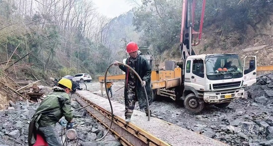 赤壁建工集團爭分奪秒，加緊水庫和塘堰綜合整治