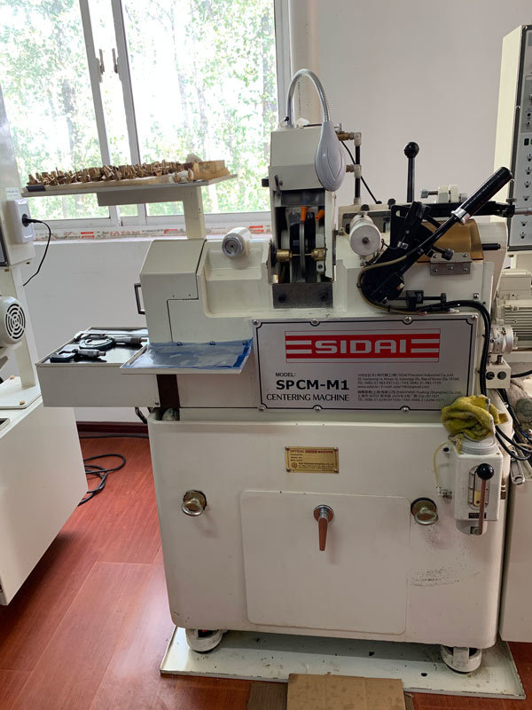 Centering and Edge Grinding Machine Centering and Edge Grinding Machine