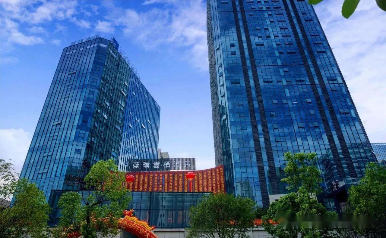 龙南总部经济区酒店用房装饰安装工程