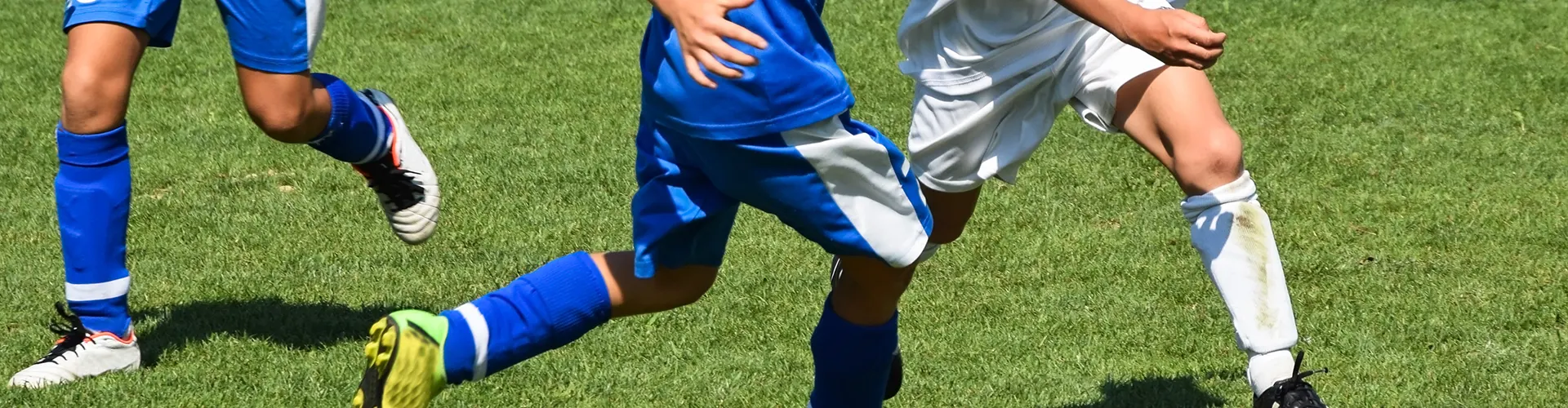 TEAM WEAR