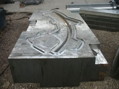 Brief analysis of the key technological points of wire cutting mold processing