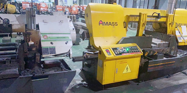 Sawing Machine