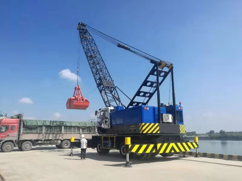 ​​Rubber-Tire Mobile Crane​