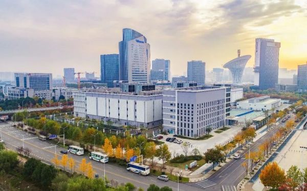 智算訂單大增，中國移動兩大智算中心投運、建設(shè)
