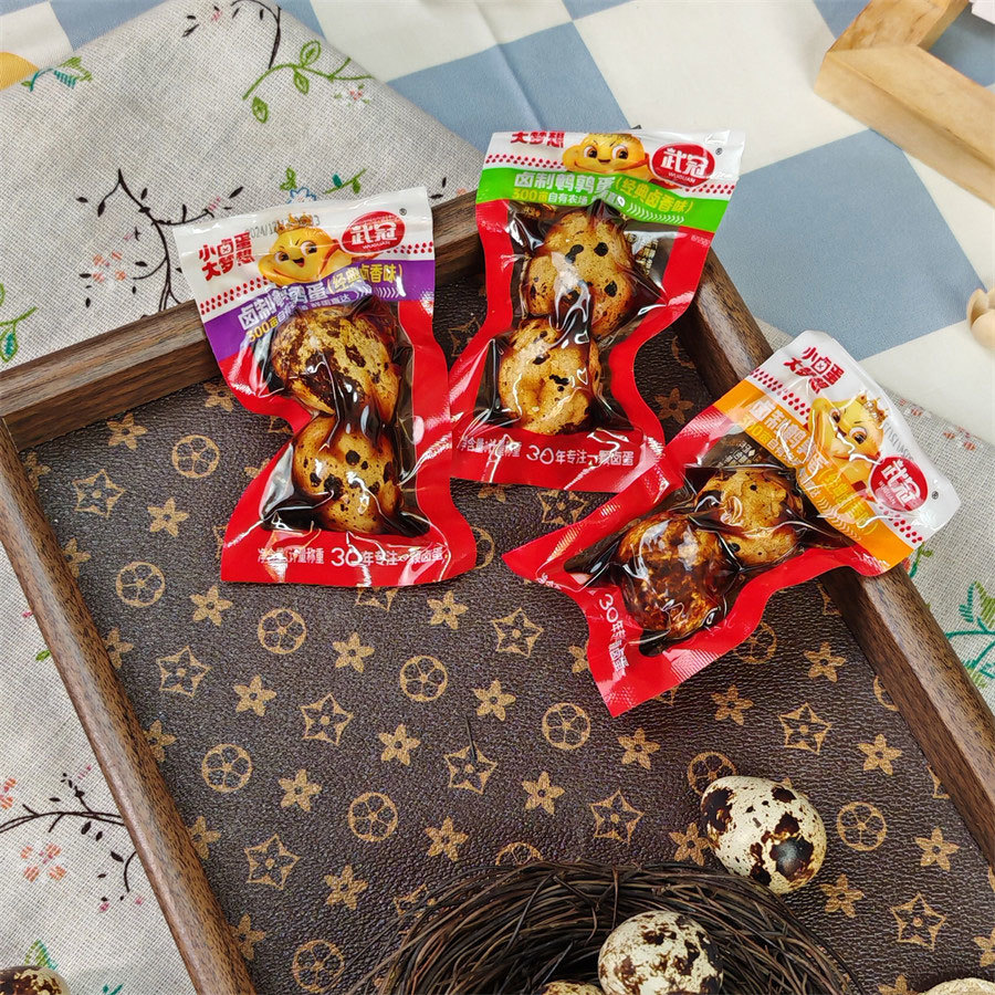 Quail eggs in shell