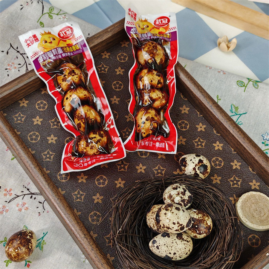 Quail eggs in shell