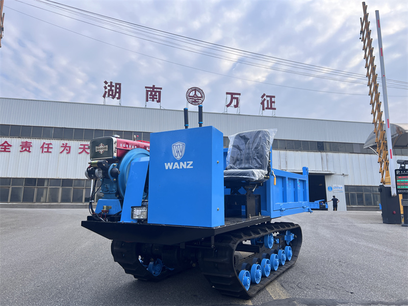 乘坐式1.8吨版小型履带车