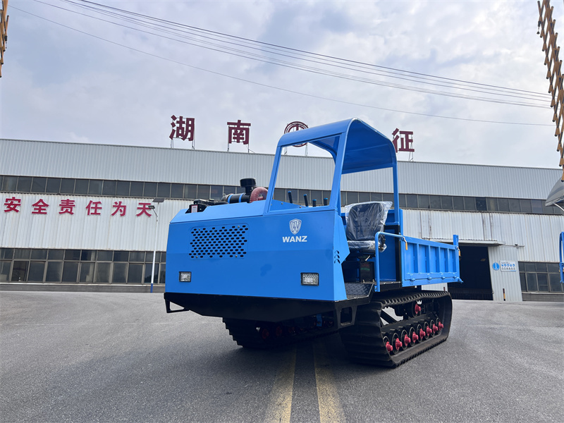 乘坐式5.5T-4102版履带车
