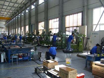 模具车间-3