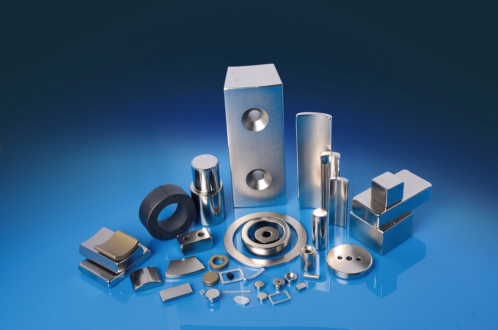 Production process of NdFeB magnet