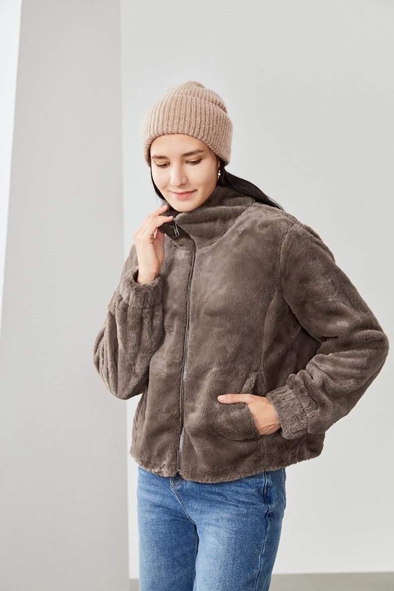 OUTWEAR & JACKETS