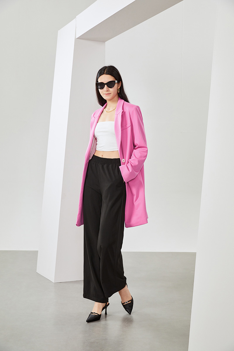 OUTWEAR & JACKETS