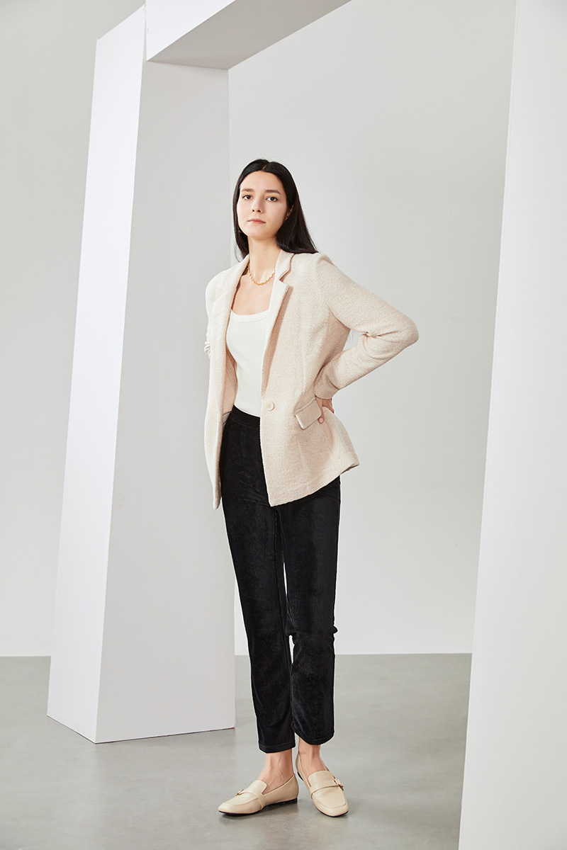 OUTWEAR & JACKETS