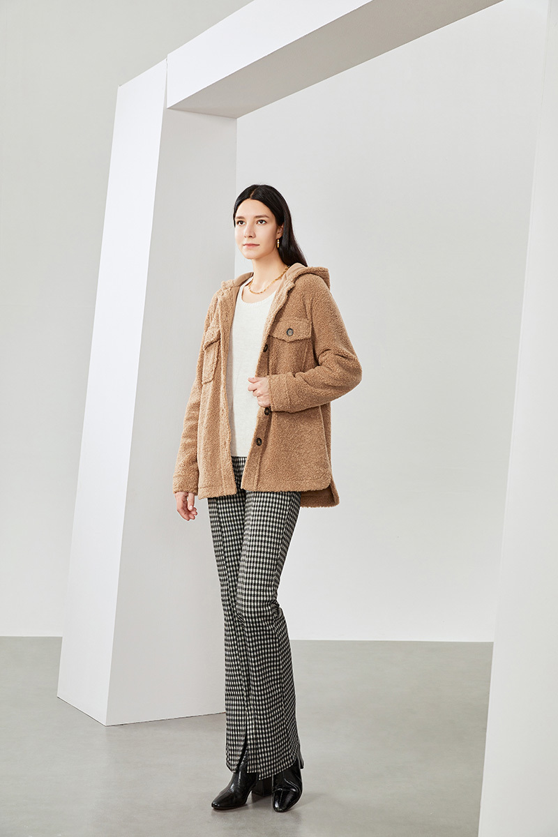 OUTWEAR & JACKETS