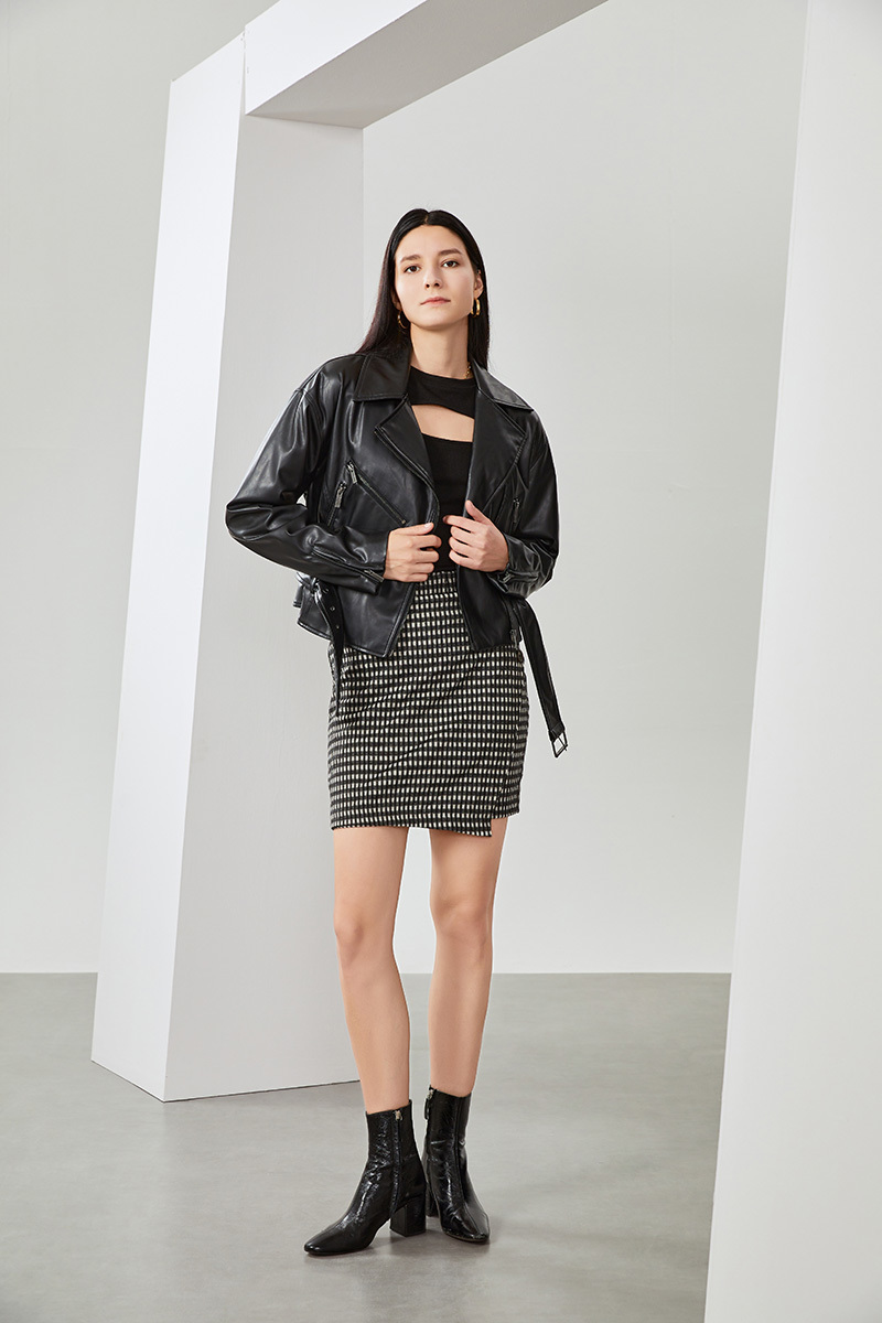 OUTWEAR & JACKETS
