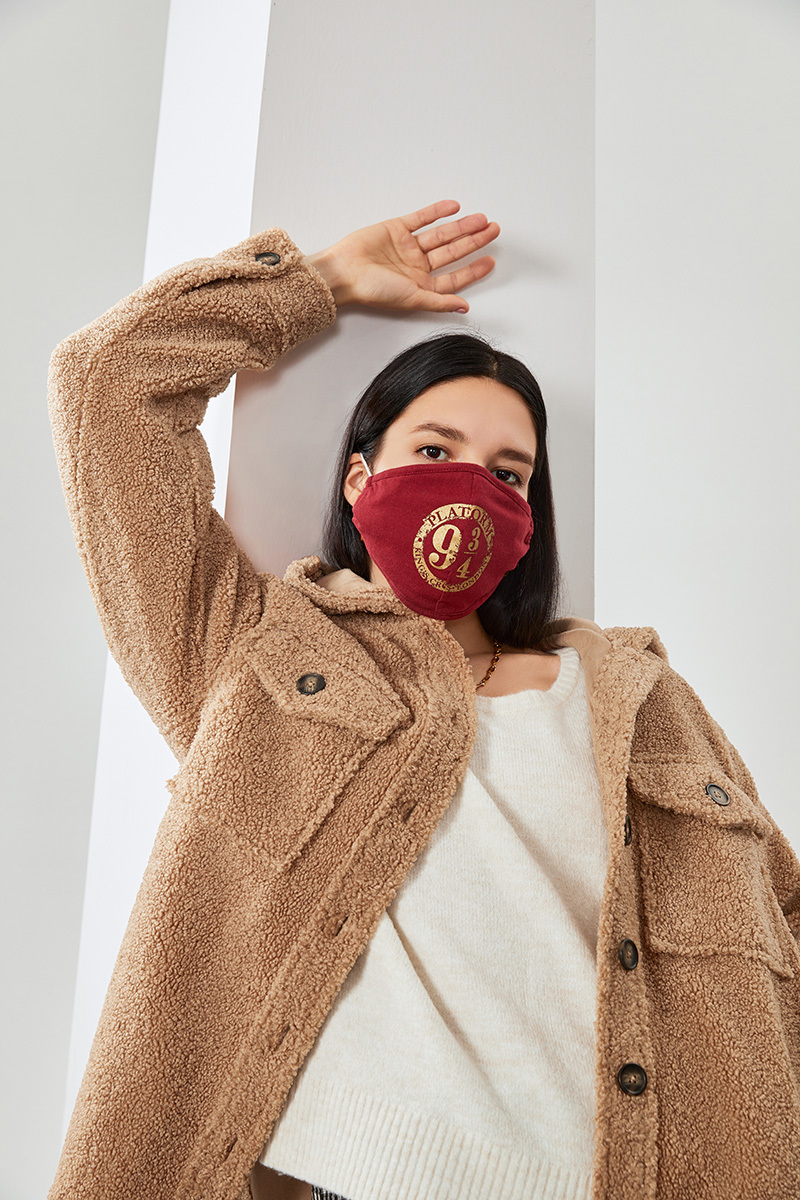 MASKS & ACCESSORIES