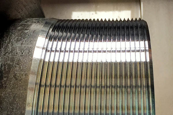THREADED
