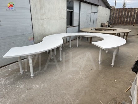 Best Sale High Quality Modern Farm Style Serpentine Pine Wood Dining Table Outdoor Furniture for Kitchen Living Room Use