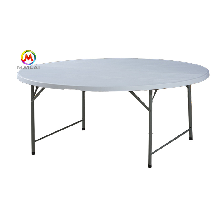 Plastic table