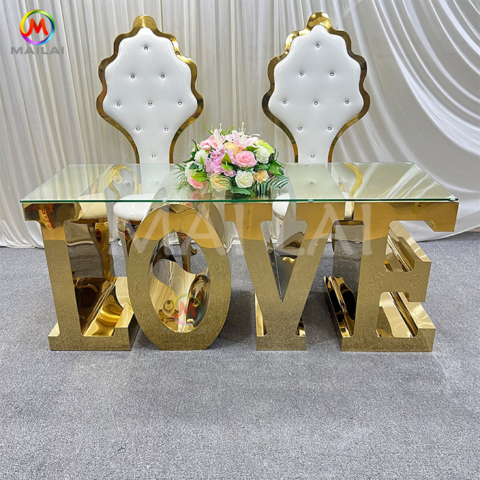 Luxury Stainless Steel Triangle Shape Black Glass Wedding Table