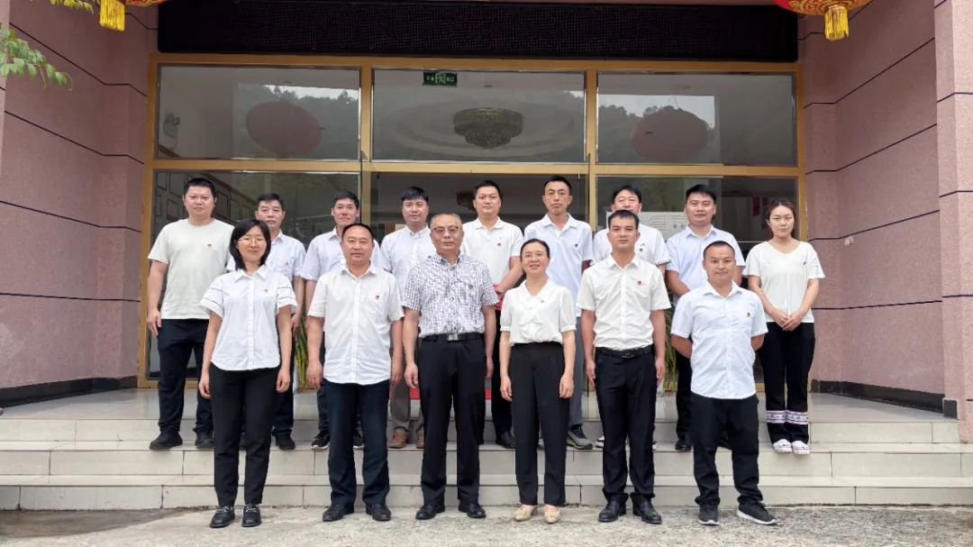联学铸魂,助企发展 —— 县委社会工作部党支部与云南润嘉公司党支部联学活动 联学铸魂,助企发展 —— 县委社会工作部党支部与云南润嘉公司党支部联学活动