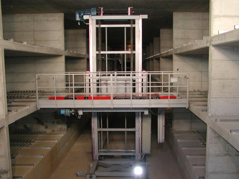 巷道堆垛类立体停车设备