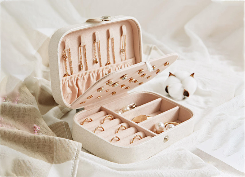 Exploring Different Styles of Jewellery Boxes for Every Taste