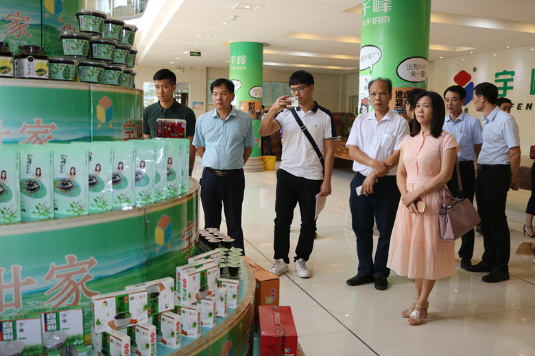 钦州市市长质量奖获奖企业巡讲会在灵山召开   “质量标杆企业”宇峰公司作经验介绍