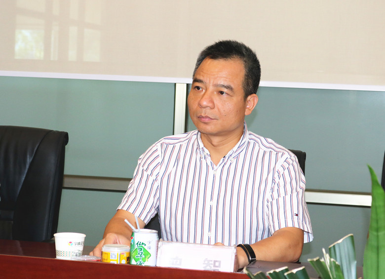 灵山县委曾智书记到宇峰公司调研