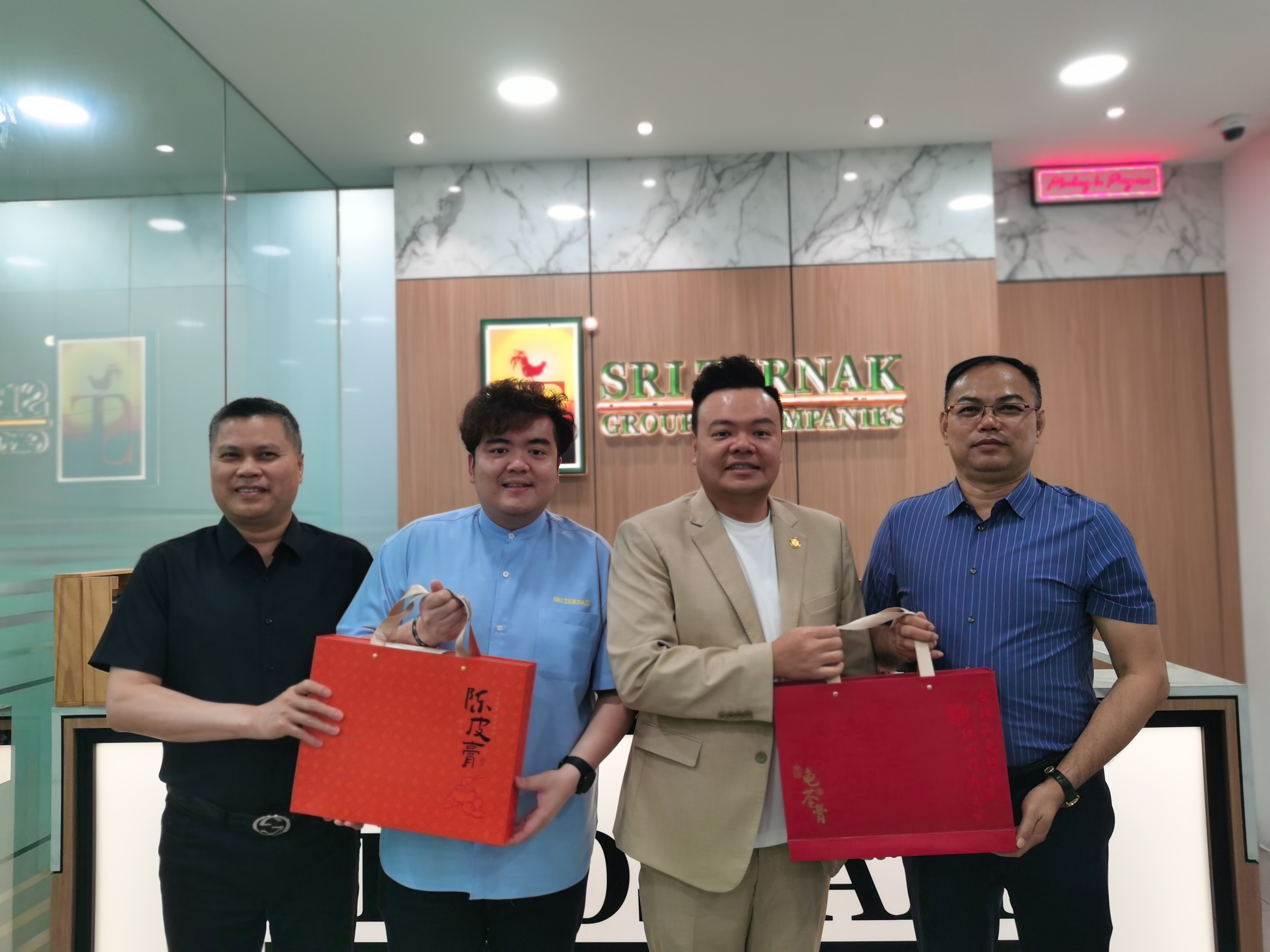 宇峰公司与马来西亚荣记集团达成产品合作意向