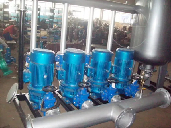 Vertical hot water pipe pump type IRG