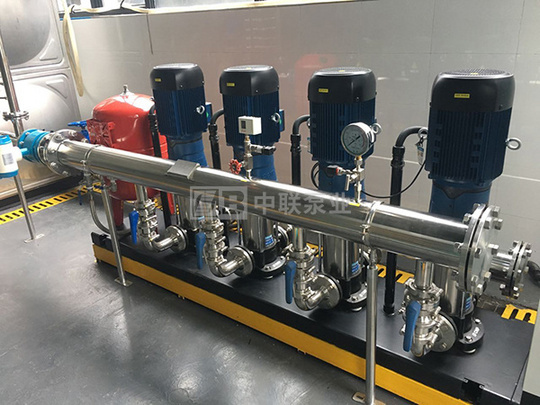 Variable pressure water supply equipment without negative pressure type box