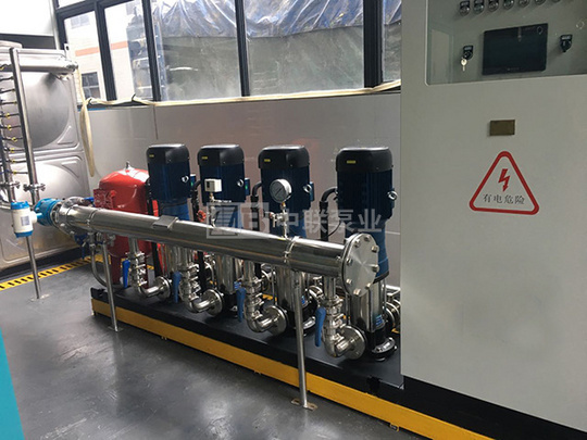 Water supply equipment with pressurization and fire stabilization