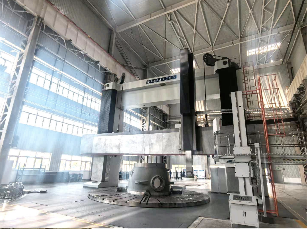 Large CNC lathe