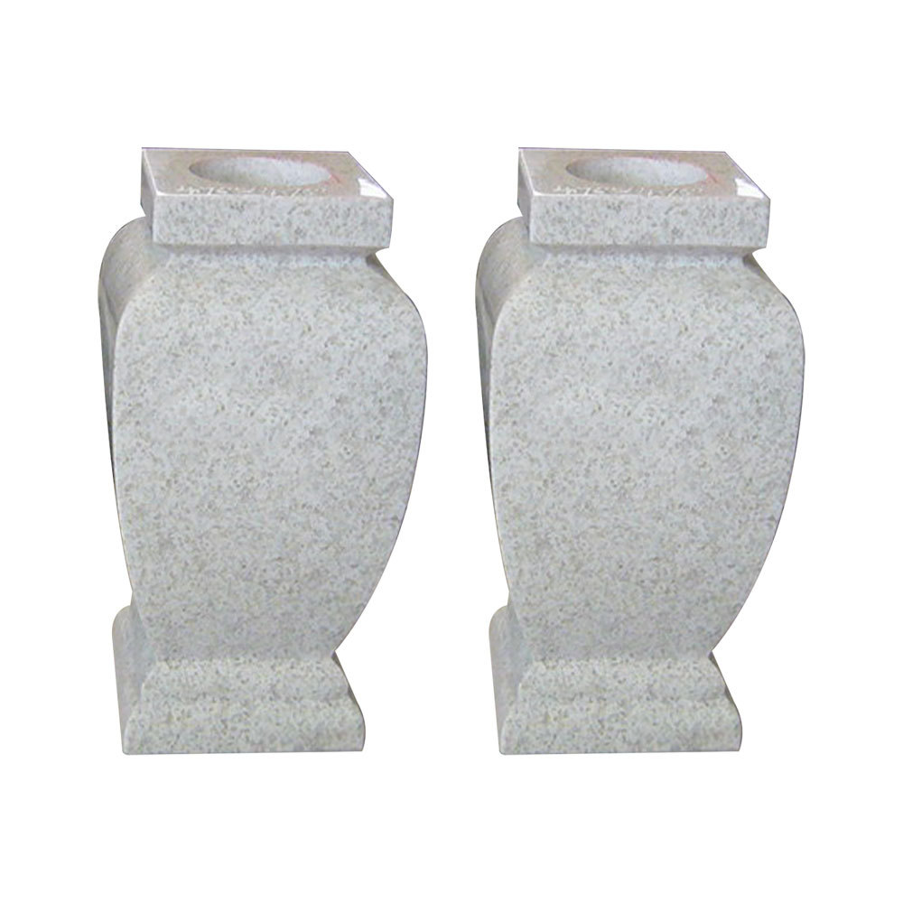 Vase/Bench