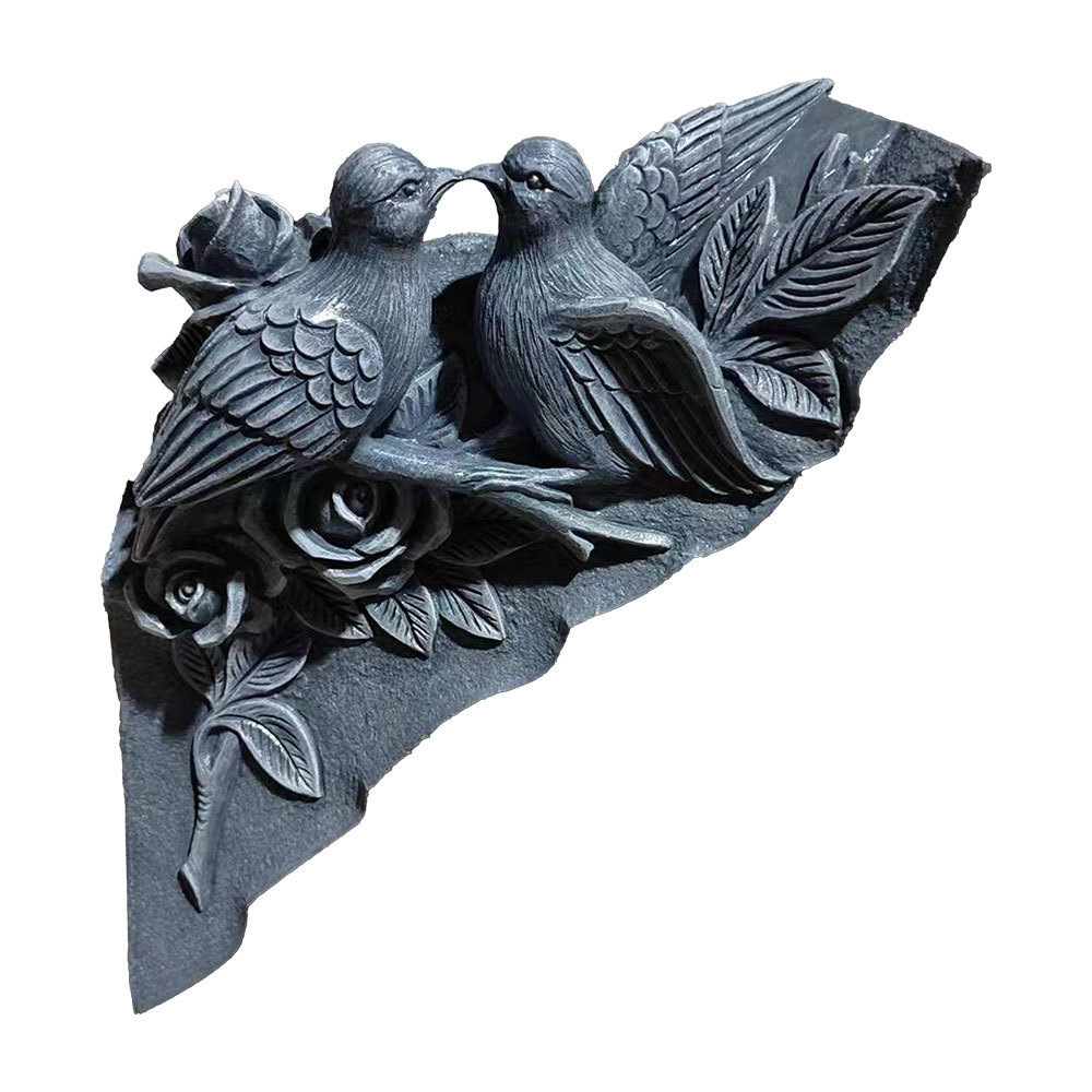Carving/Statues