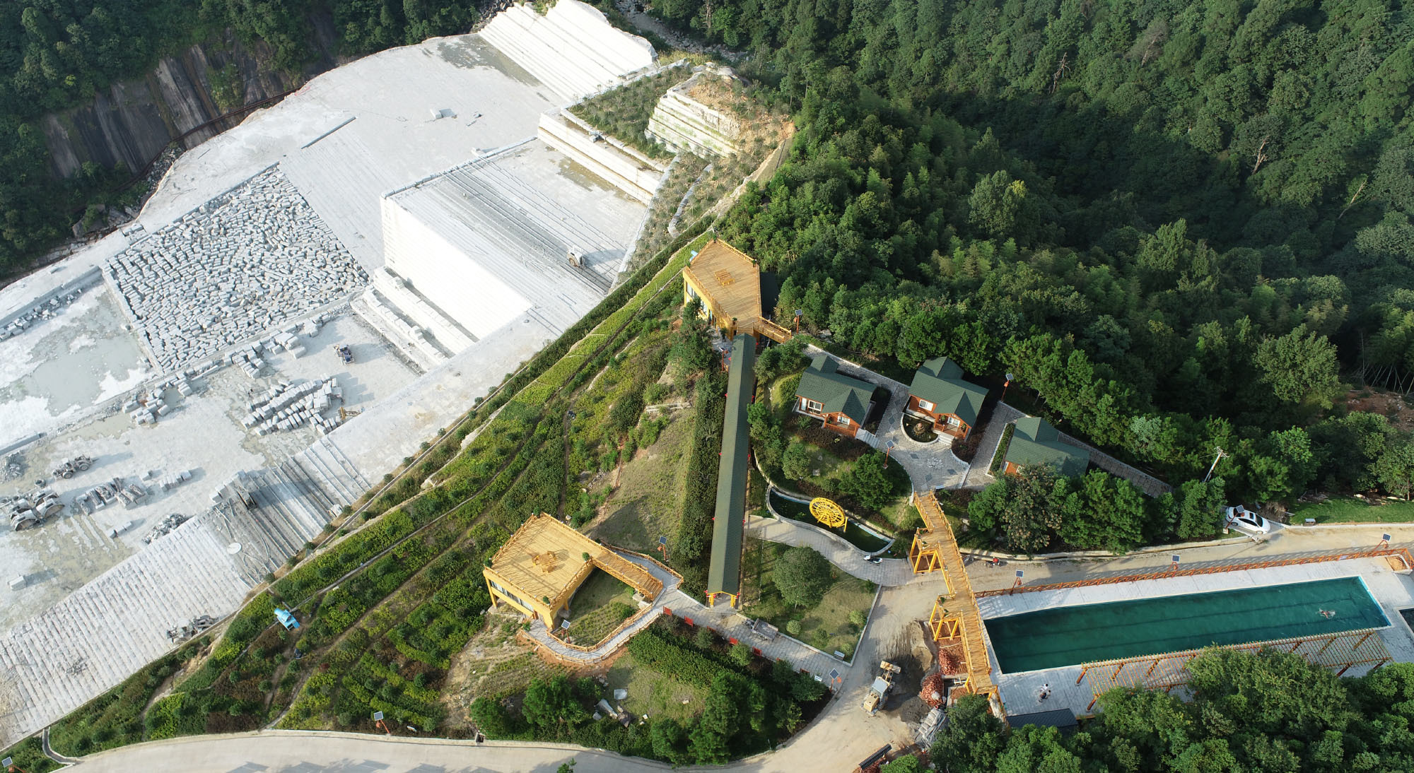 Strong mine