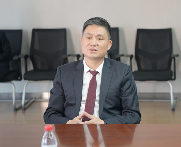 春暉集團與建業集團舉行項目合作簽約儀式